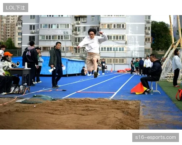 跳高队伍引入力量训练模块，选手弹跳大幅增强